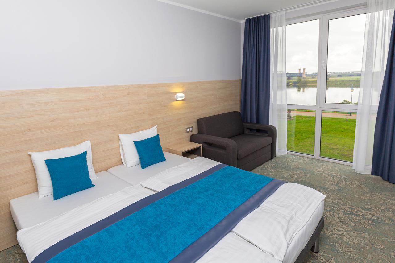 Hotel Vela Tczew Buitenkant foto
