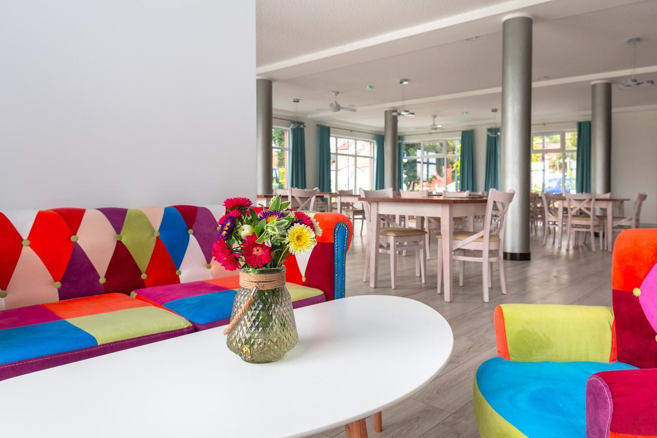Hotel Vela Tczew Buitenkant foto
