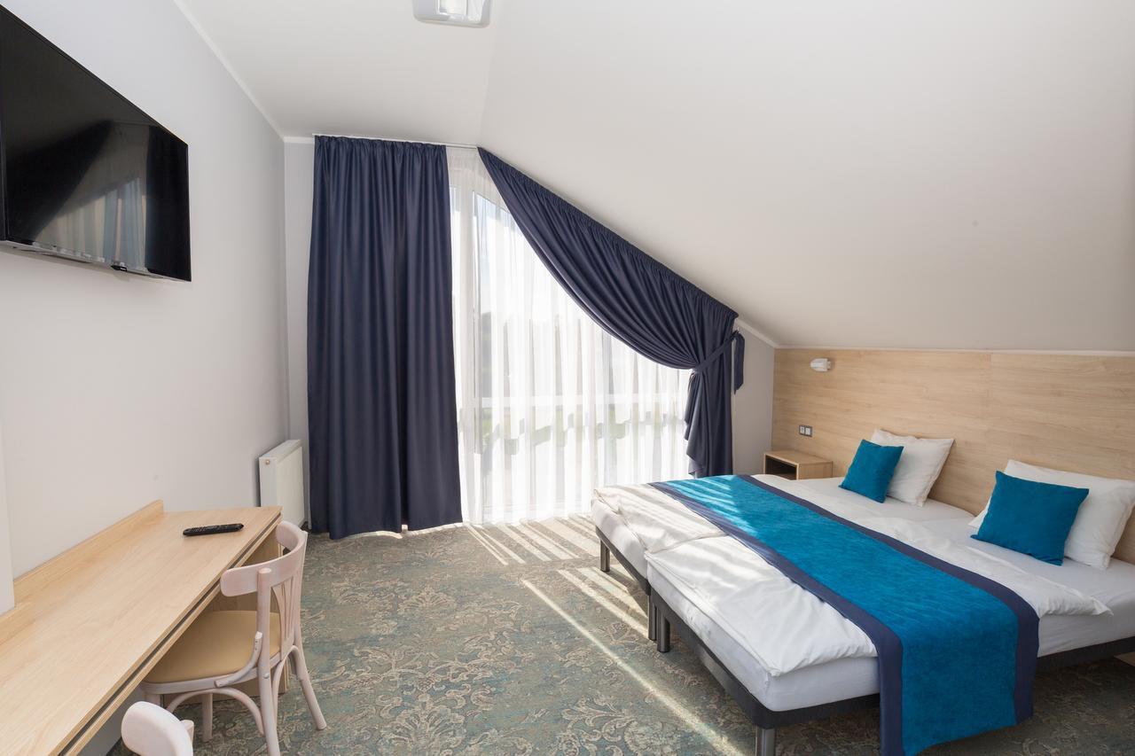 Hotel Vela Tczew Buitenkant foto